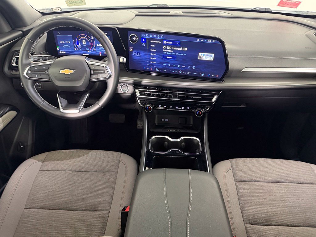Used 2026 Chevrolet Traverse LT w/ Driver Confidence Package FWD image 14