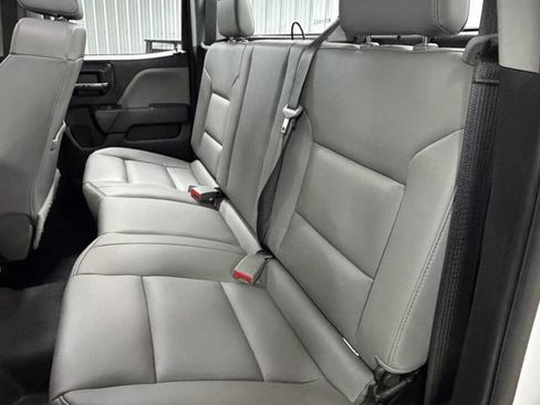 Used 2018 Chevrolet Silverado 2500 W/T image 40