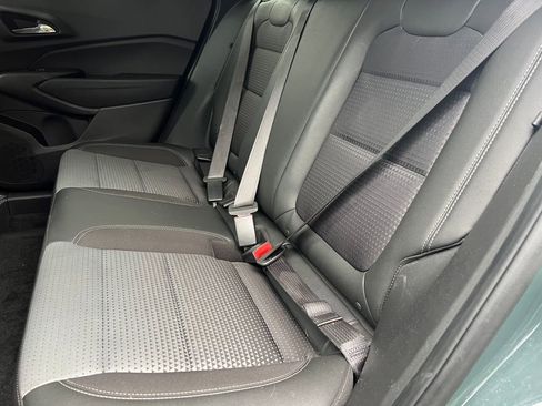 Used 2025 Chevrolet Trax LT FWD image 13