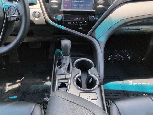 Certified 2018 Toyota Camry XSE FWD image 18