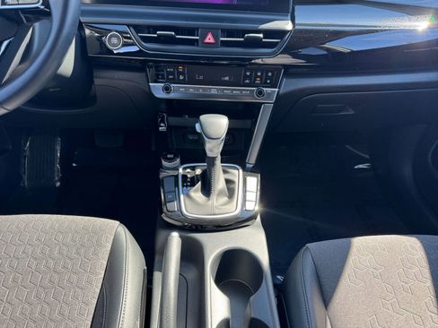 Used 2025 Kia Seltos S image 39