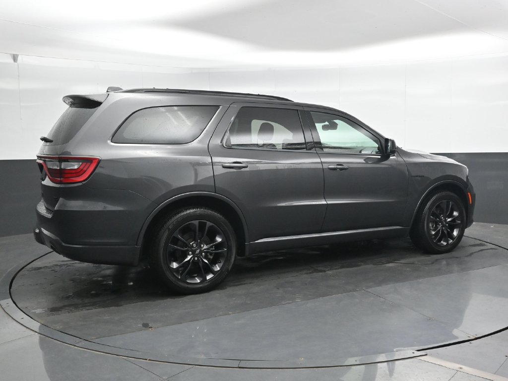 Used 2024 Dodge Durango R/T w/ Blacktop Package AWD/4WD image 2