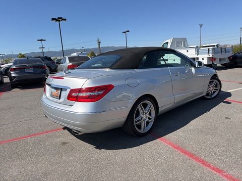 Used 2013 Mercedes-Benz E 350 Cabriolet image 4