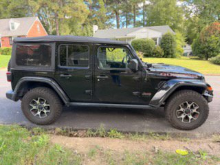 Used 2021 Jeep Wrangler Unlimited Rubicon AWD/4WD image 3