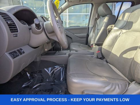 Used 2019 Nissan Frontier SL image 13