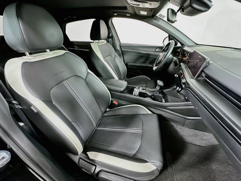 Used 2025 Kia K5 GT-Line w/ GT-Line Premium Package FWD image 29