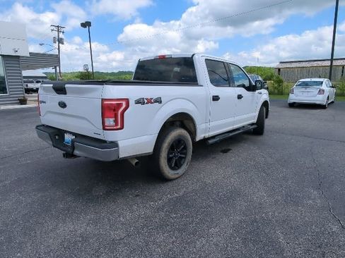Used 2016 Ford F150 XLT AWD/4WD image 11