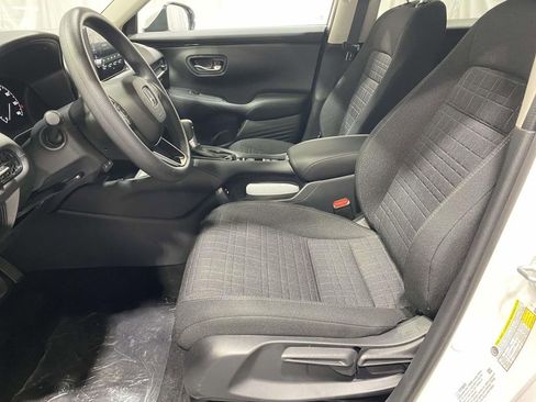 New 2026 Honda HR-V LX image 13