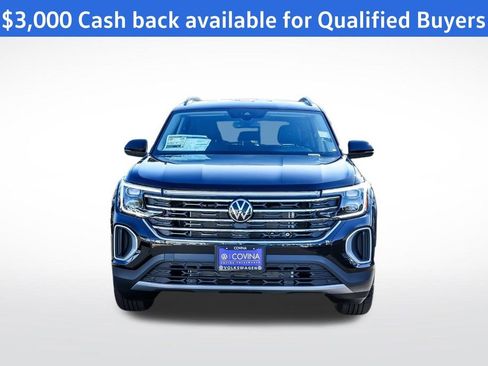 New 2026 Volkswagen Atlas SE image 2