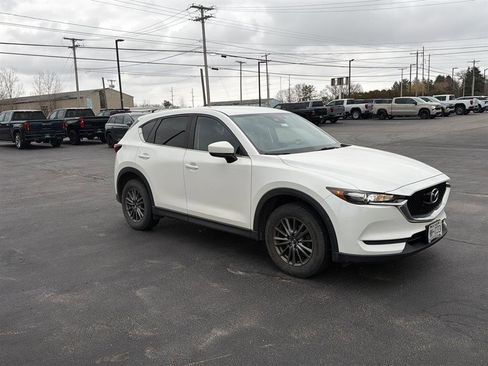 Used 2017 MAZDA CX-5 Touring image 2