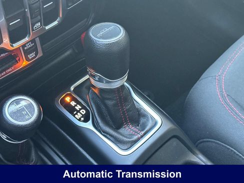Used 2021 Jeep Gladiator Rubicon AWD/4WD image 28