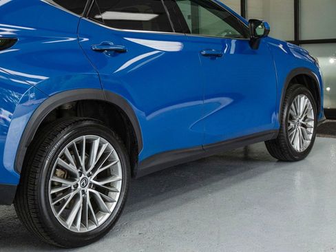 Used 2024 Lexus NX 300h AWD w/ Luxury Package image 38
