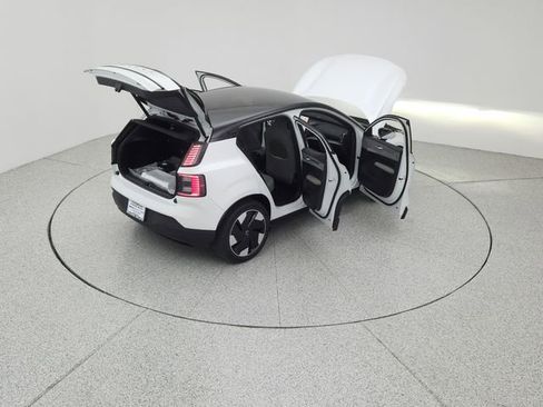 New 2026 Volvo EX30 Plus image 19