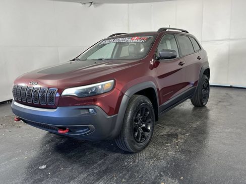 Used 2020 Jeep Cherokee Trailhawk w/ Cold Weather Group AWD/4WD image 4