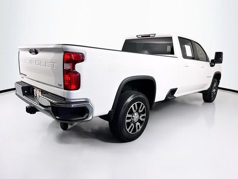 Used 2023 Chevrolet Silverado 3500 LT w/ Convenience Package AWD/4WD image 10