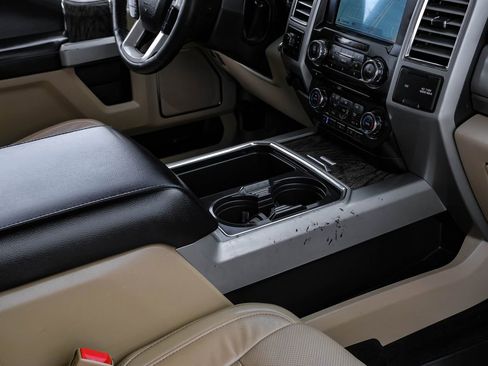 Used 2017 Ford F350 Lariat w/ Lariat Ultimate Package image 21