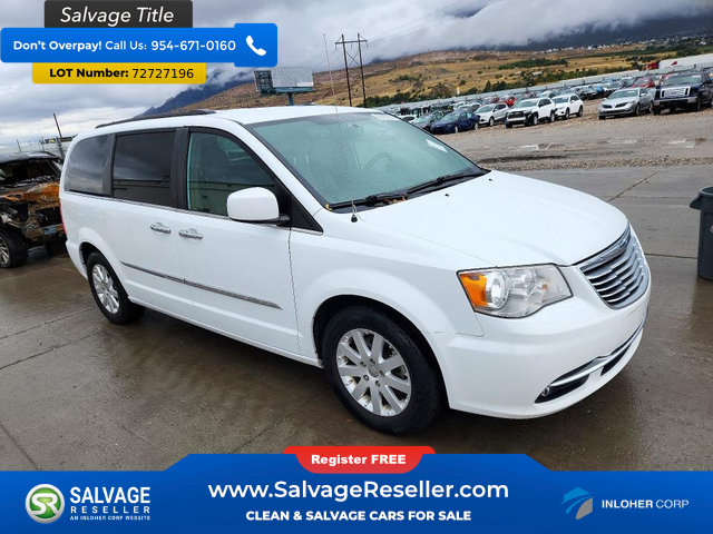 Used 2015 Chrysler Town & Country Touring w/ Driver Convenience Group FWD image 5