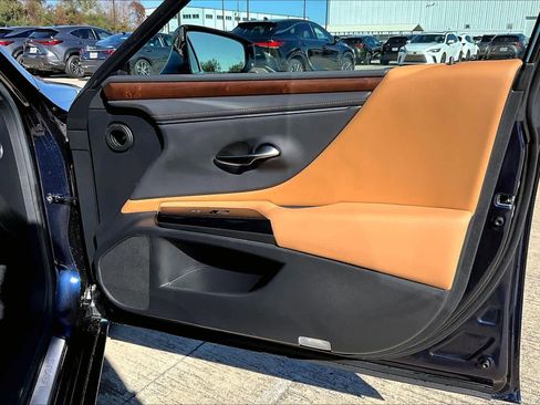 Certified 2025 Lexus ES 350 ES 350 image 22