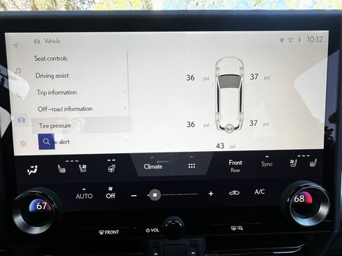 Used 2025 Lexus GX 550 w/ Accessory Package (2T) image 25