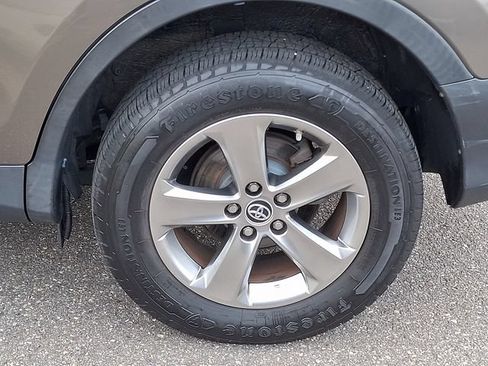 Used 2015 Toyota RAV4 XLE FWD image 30