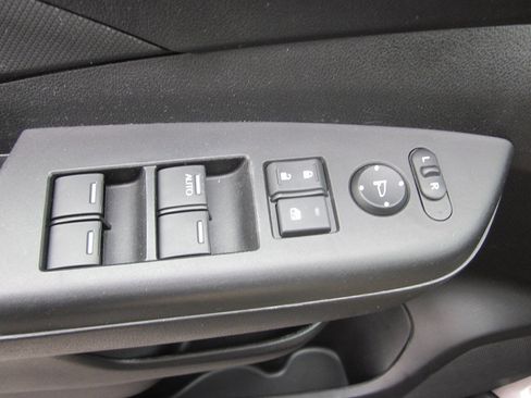 Used 2013 Honda CR-V LX image 30