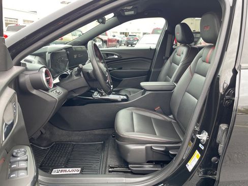 Used 2024 Chevrolet Trax RS image 18