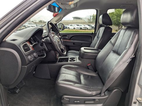 Used 2013 Chevrolet Tahoe LT AWD/4WD image 22