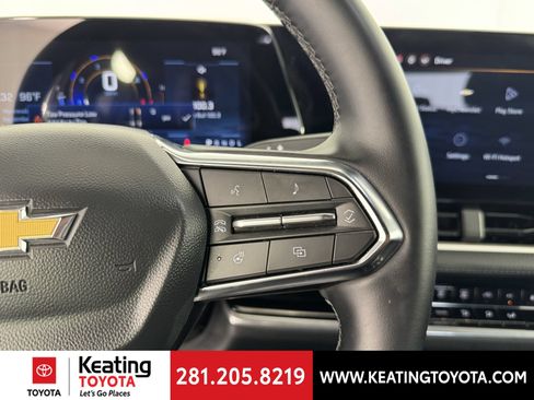 Used 2026 Chevrolet Equinox LT FWD image 27