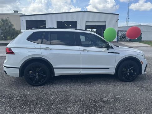 Used 2023 Volkswagen Tiguan SE R-Line FWD image 6