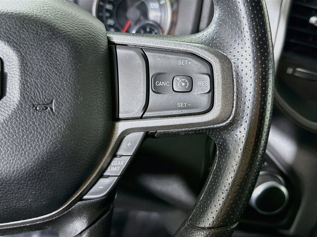 Used 2024 RAM 2500 Tradesman w/ Chrome Appearance Group AWD/4WD image 22