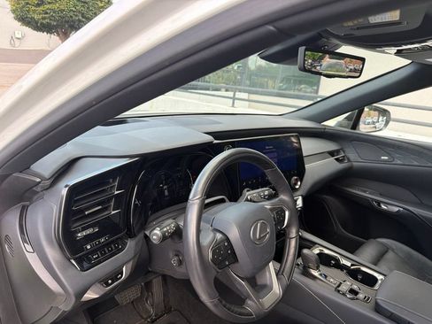 Certified 2024 Lexus RX 450h AWD w/ Convenience Package image 21