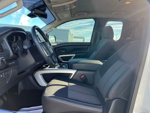 Used 2024 Nissan Titan SV w/ Accessory Utility Package image 12