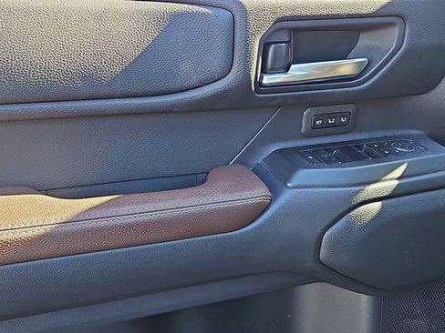 Used 2025 Toyota Land Cruiser image 10