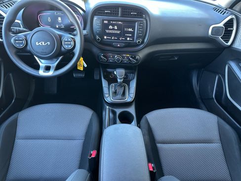 Used 2024 Kia Soul LX w/ Option Group 015 image 12