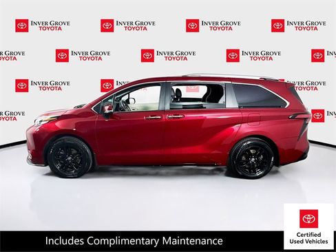 Certified 2023 Toyota Sienna Platinum AWD/4WD image 8