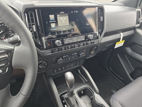 New 2026 Nissan Frontier SV w/ All-Weather Content Package AWD/4WD image 19