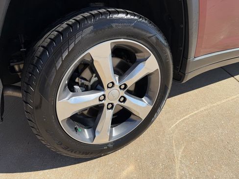 Used 2021 Jeep Grand Cherokee L Limited w/ Trailer Tow Group (B) image 11