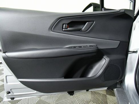 New 2026 Toyota Prius LE image 21