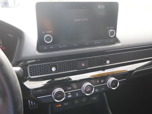 Used 2025 Honda Civic Sport image 18