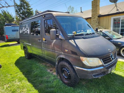 Used 2006 Dodge Sprinter 2500 w/ PWR Convenience Group RWD image 53