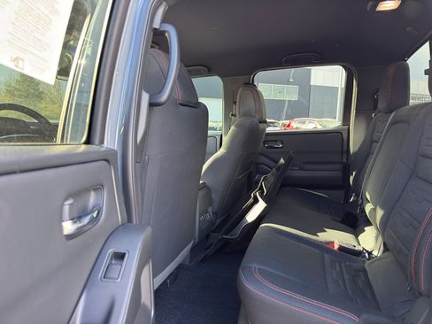 Used 2023 Nissan Frontier PRO-4X w/ Pro Convenience Package image 31