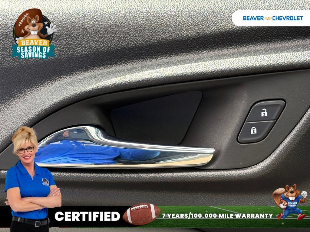 Used 2024 Chevrolet Trax ACTIV w/ Sunroof Package FWD image 33