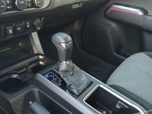 Certified 2021 Toyota Tacoma TRD Sport image 24