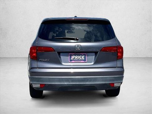 Used 2017 Honda Pilot EX-L image 4