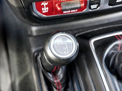 Certified 2022 Jeep Wrangler Rubicon w/ Steel Bumper Group image 32