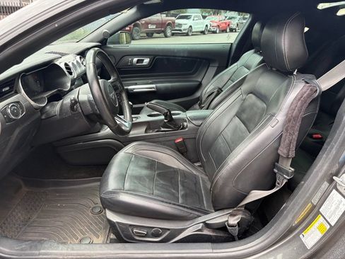 Used 2018 Ford Mustang Premium w/ Ecoboost Performance Package RWD image 8