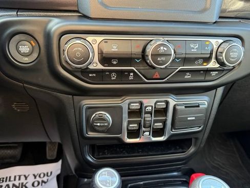 Used 2021 Jeep Wrangler Unlimited Sport AWD/4WD image 21