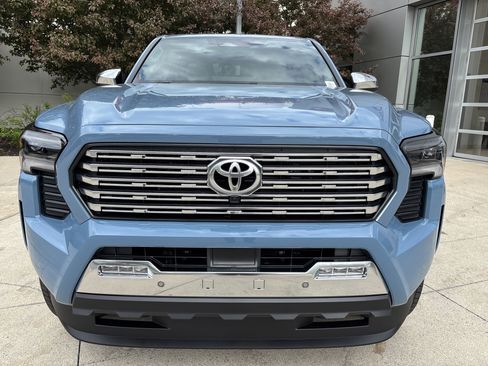 New 2026 Toyota Tacoma Limited AWD/4WD image 5