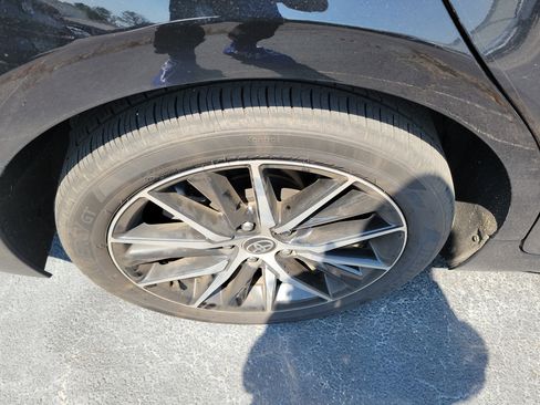 Used 2024 Toyota Camry SE w/ Convenience Package image 7