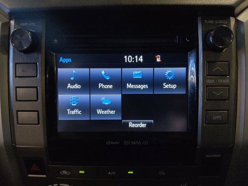 Used 2017 Toyota Tundra SR5 w/ SR5 Upgrade Package image 25